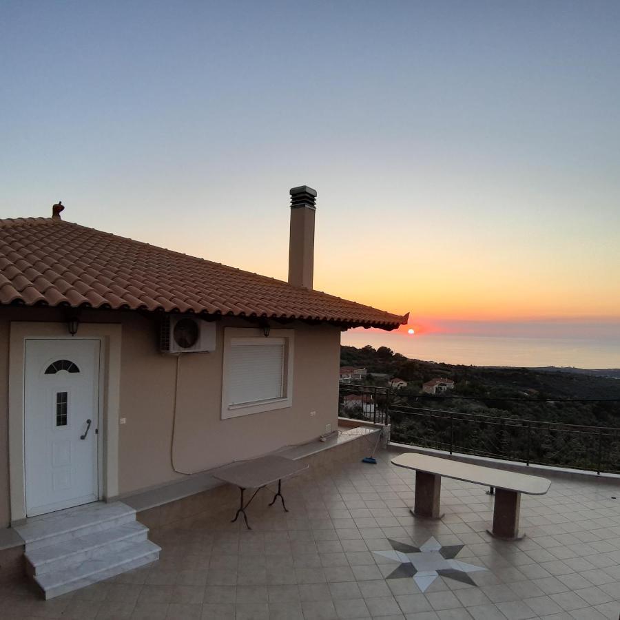 -Tsiakos Apartment- In Vryses Kyparissia Exterior photo