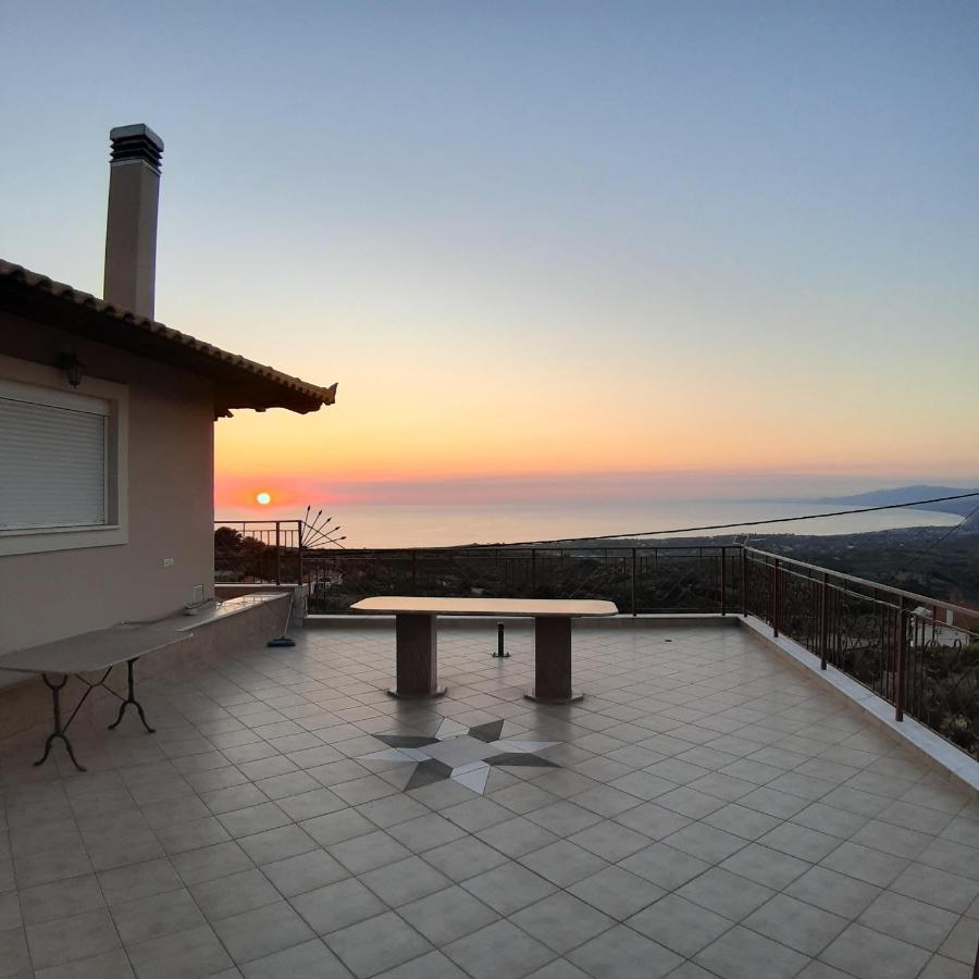 -Tsiakos Apartment- In Vryses Kyparissia Exterior photo